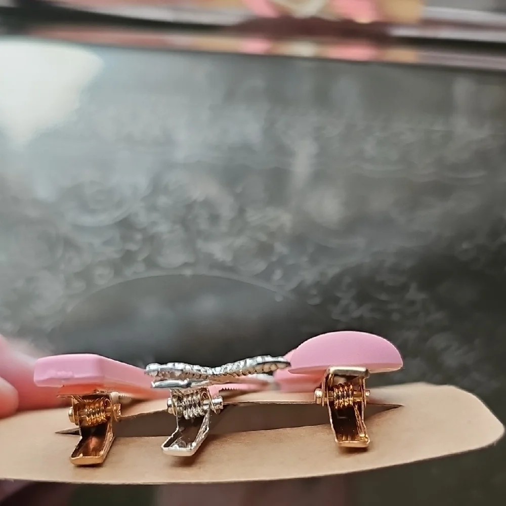New Pink and Silver 3 Pc Boutique Hair Clip Set - Barrette